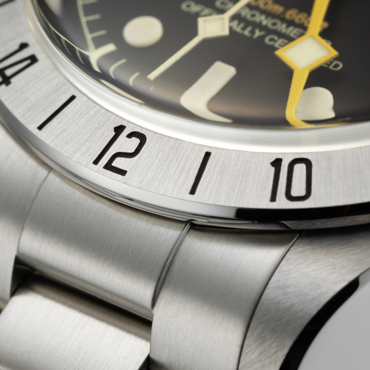 4.2-TUDOR-2021-S38-10629 Tudor Black Bay Pro in fixed steel bezel.