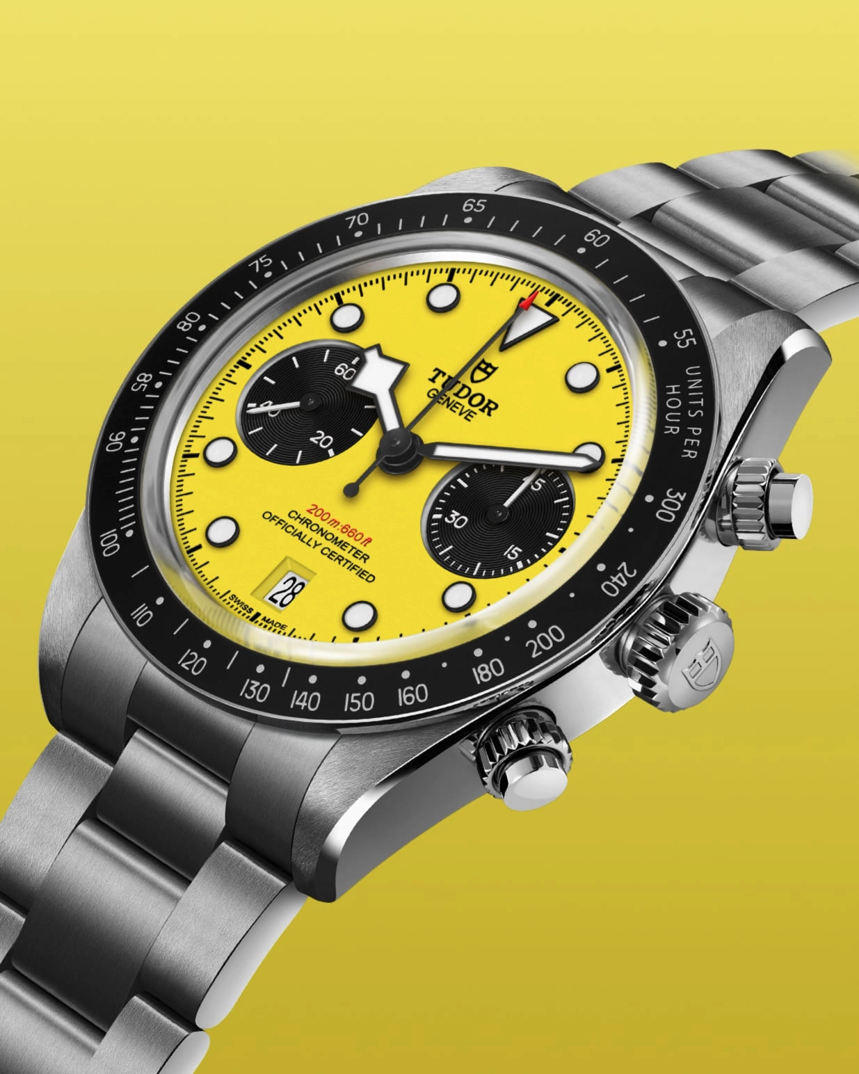 3-TUDOR_BlackBayChrono39_Bumblebee The TUDOR Black Bay Chrono 39 “Bumblebee” — Born To Dare.