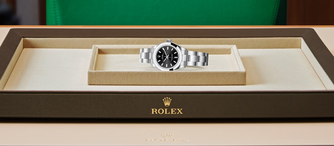 Rolex Oyster Perpetual | 276200 | Oyster Perpetual 28 | Dark dial | Bright black dial | Oystersteel | The Oyster bracelet | m276200-0002 | Women Watch | Rolex Official Retailer - Siam Swiss