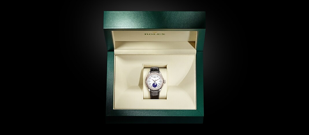 Rolex Cellini | 50535 | Cellini Moonphase | หน้าปัดสีอ่อน | หน้าปัดสีขาว | ขอบแบบทรงโดมและเซาะร่อง | เอเวอร์โรสโกลด์ 18 กะรัต | m50535-0002 | ชาย Watch | Rolex Official Retailer - Siam Swiss