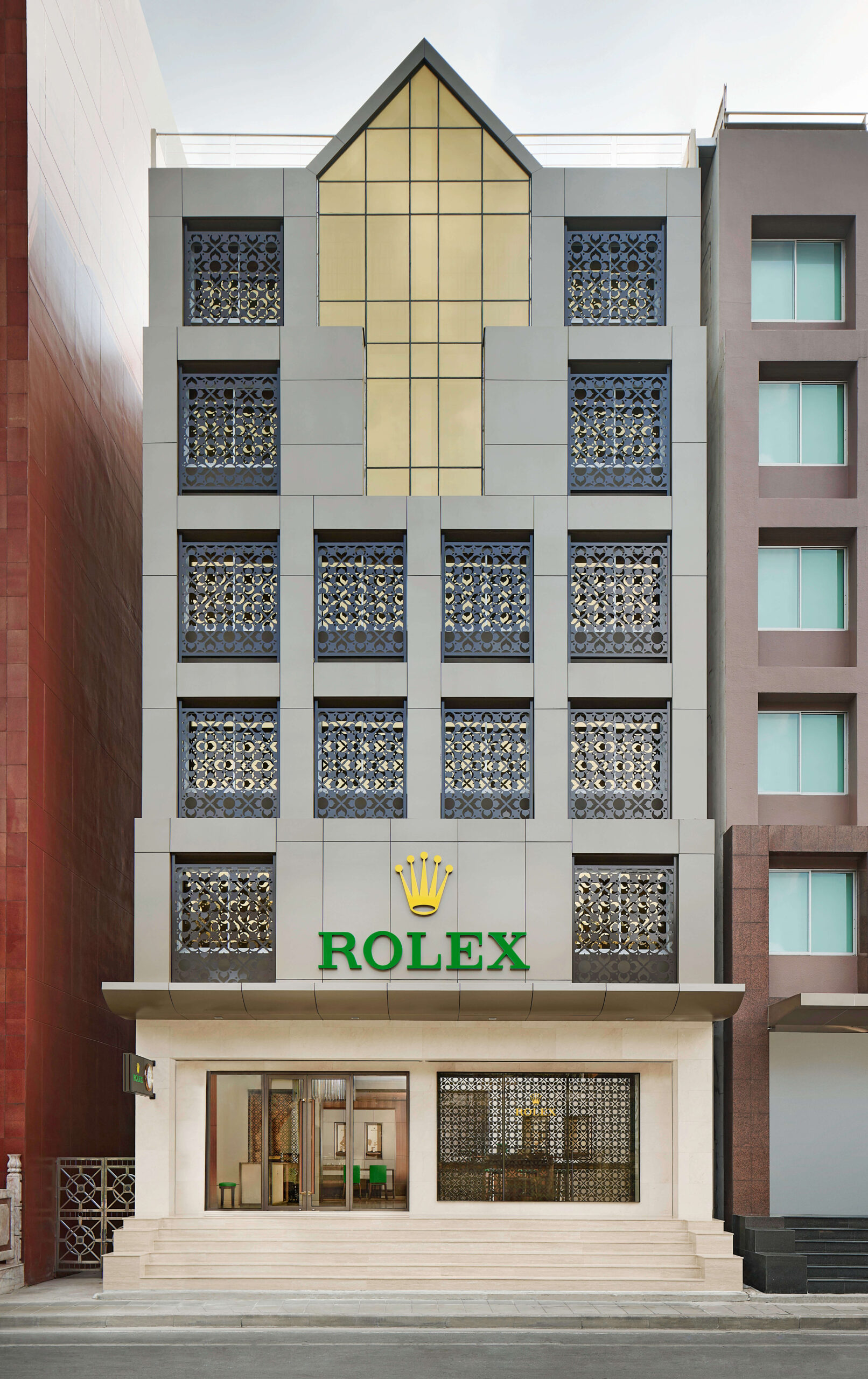 Siam Swiss Rolex Boutique Silom Road front of flagship store