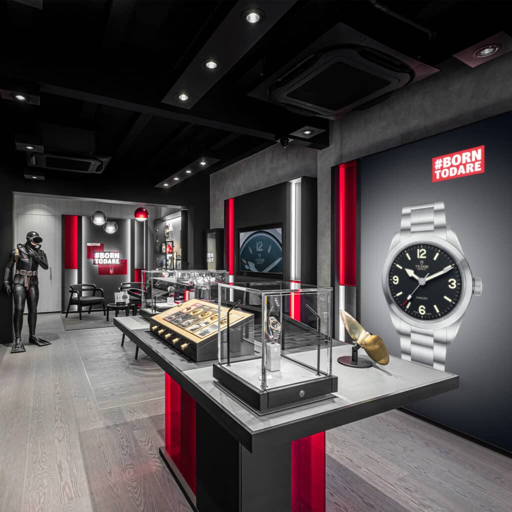 SHOP FOR YOUR FAVOURITE TUDOR WATCHES IN-STORE AND ONLINE WITH SIAM SWISS